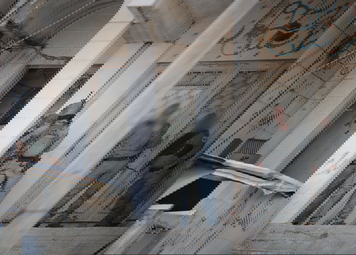 כוחות הביטחון בשכונת שמעון הצדיק, הבוקר