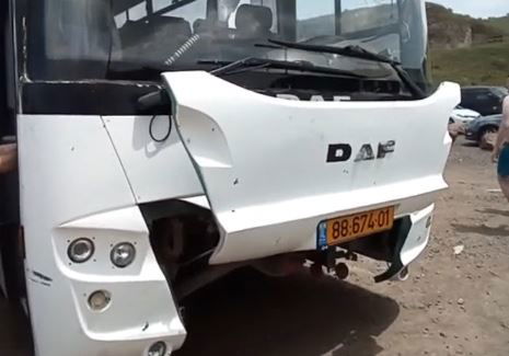 האוטובוס שפגע בבחורים