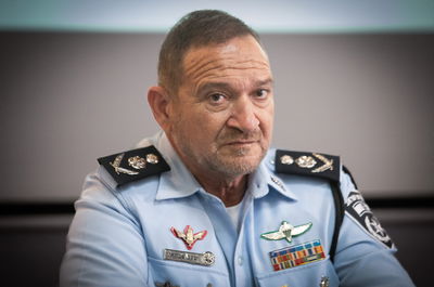 שבתאי בתפקידו כמפכ"ל | ארכיון