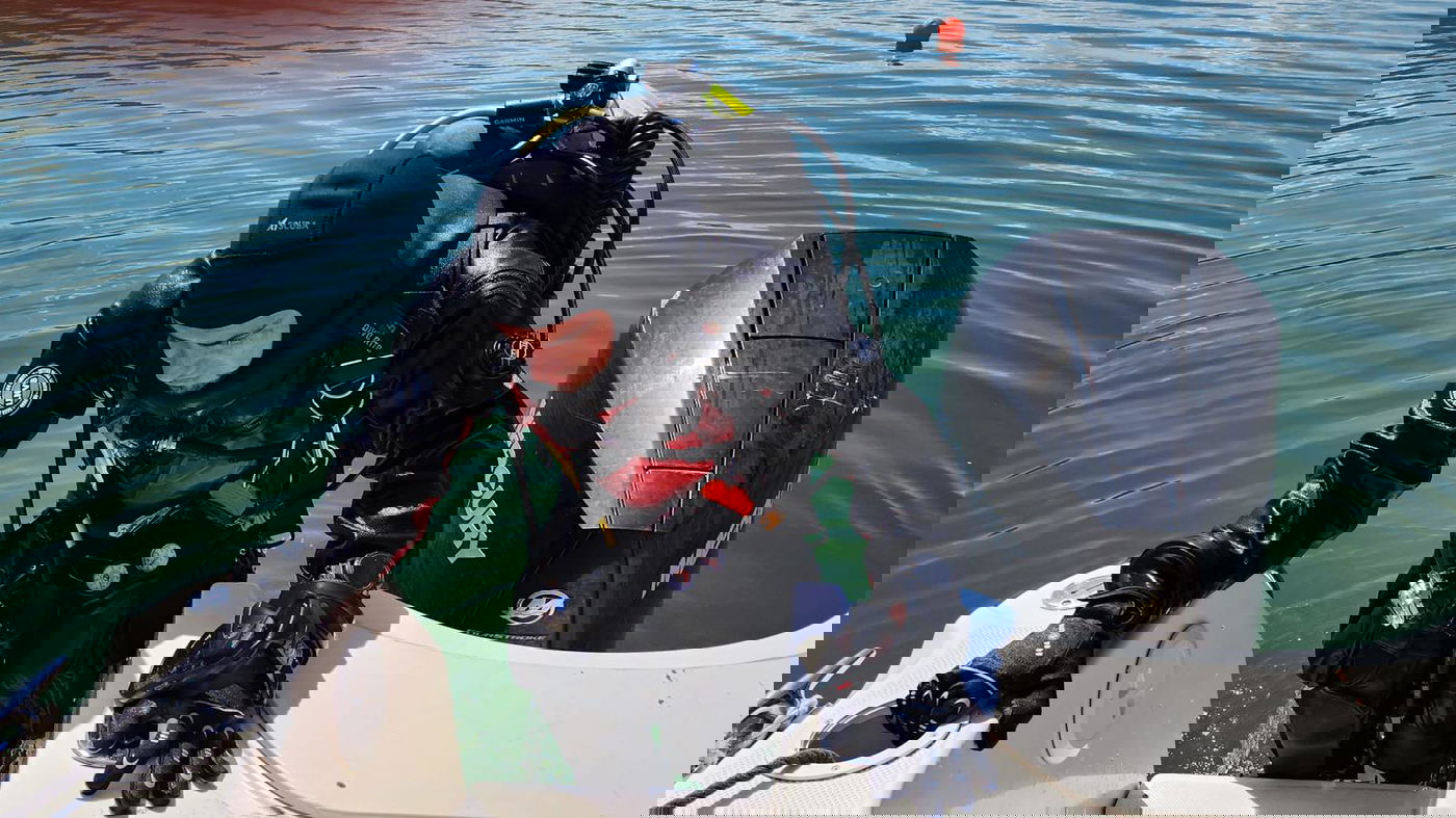 כך מתבצעים החיפושים אחר הנעדר מתחת למי הכינרת | צפו