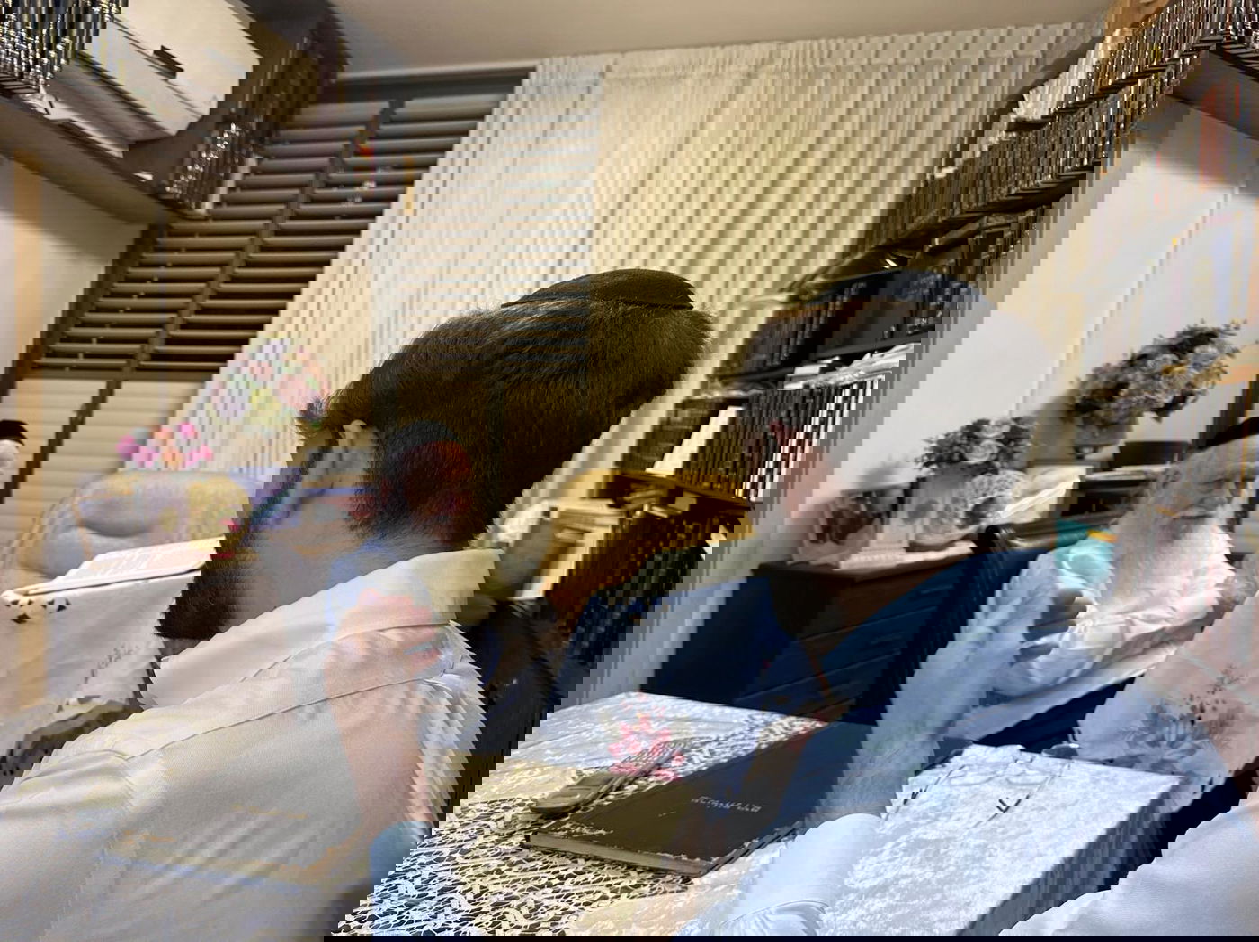 יוני קדם ונשיא ישיבת פוניבז'