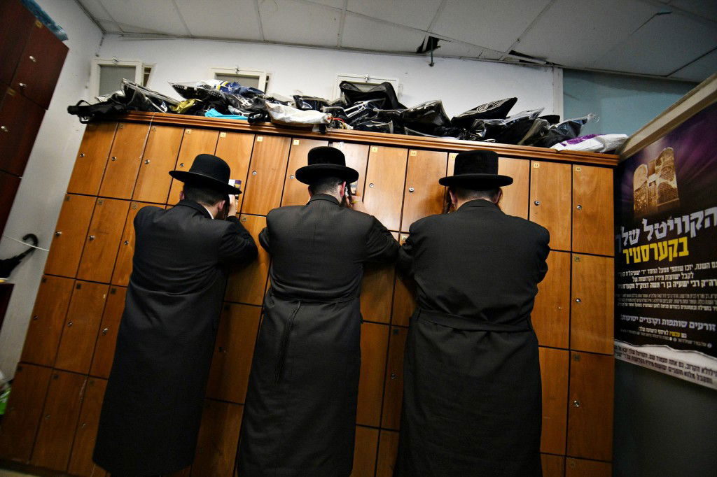 הילולת ר' ישעיה'לה בן ר' משה בשטיבלך המרכזי בביתר | צפו