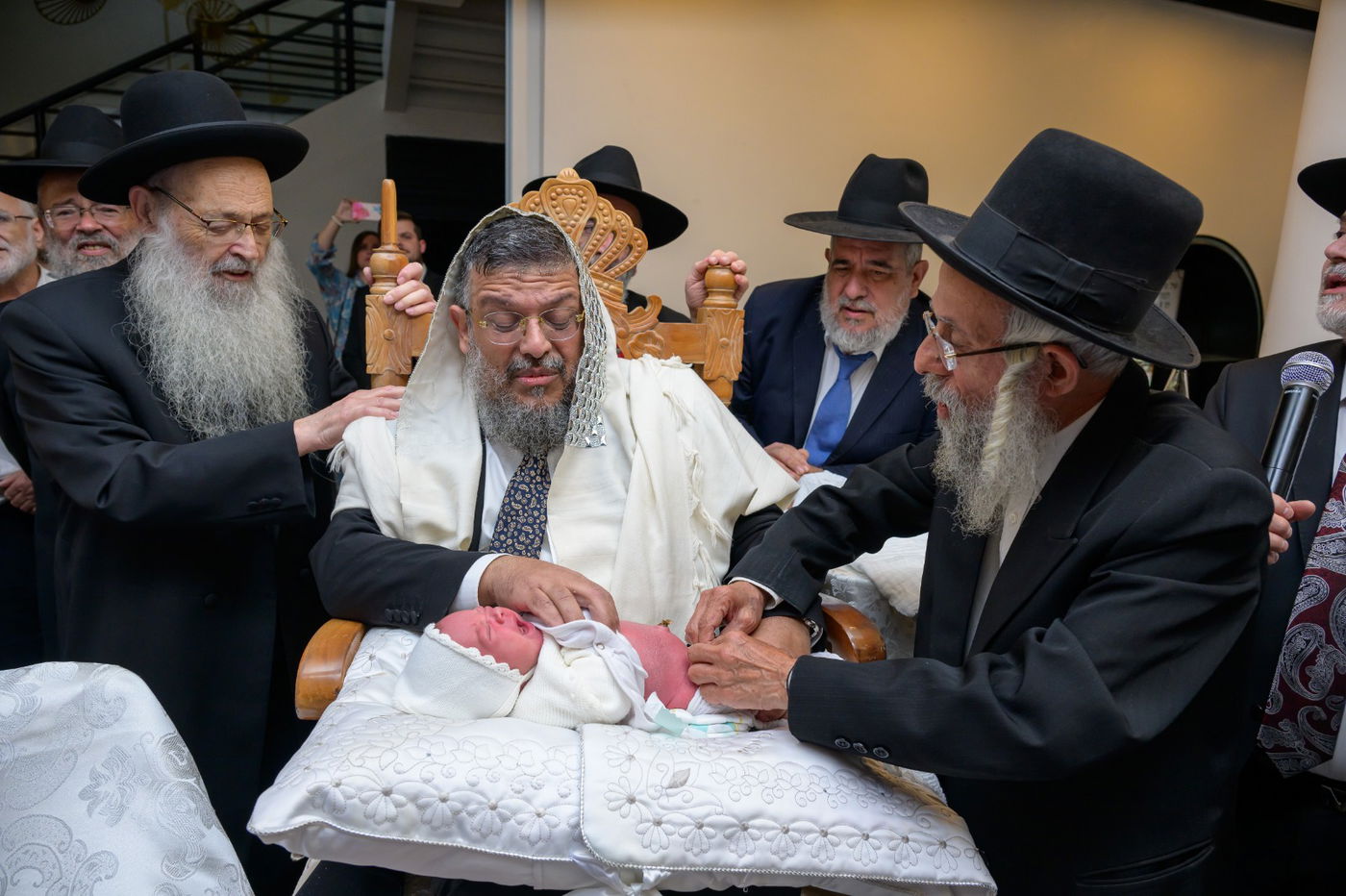 שמחת הברית לנינו של הגר"מ מאיה • תיעוד