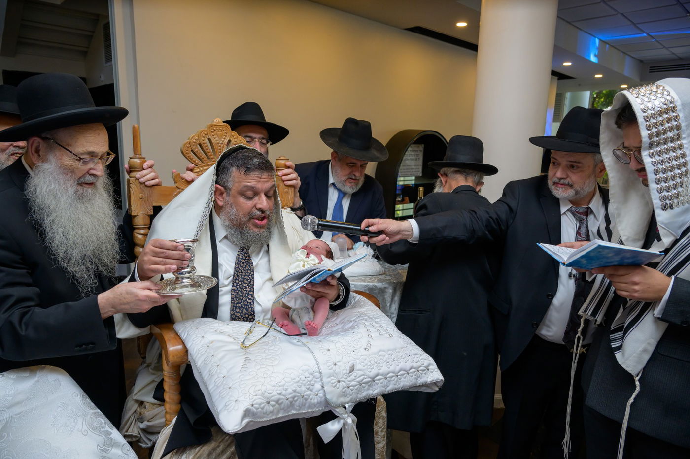 שמחת הברית לנינו של הגר"מ מאיה • תיעוד