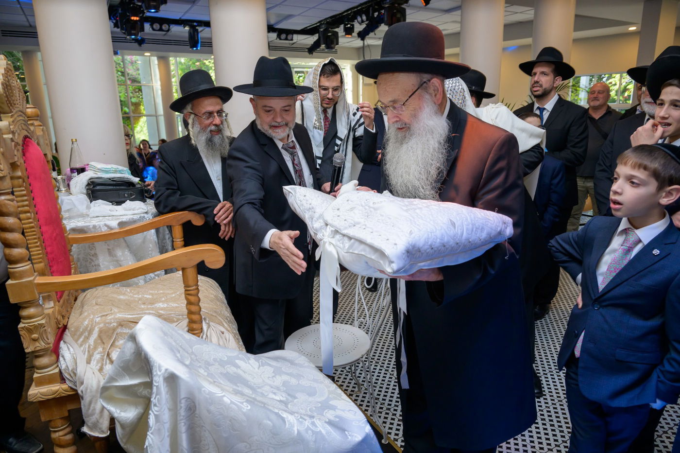 שמחת הברית לנינו של הגר"מ מאיה • תיעוד