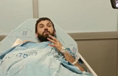 הפצוע משחזר: "ראיתי מלא דם, הבנתי שנפגעתי ביד, צרחתי שירו עלינו"