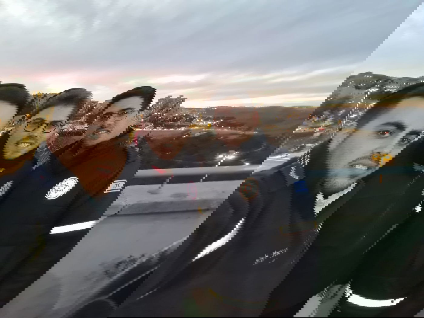 בניו של הרב לנדא