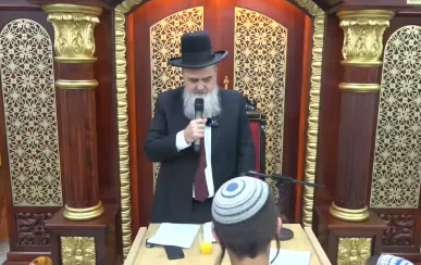 בזמן הצפירה: הגר"א בוטבול עצר את השיעור וקרא תהילים