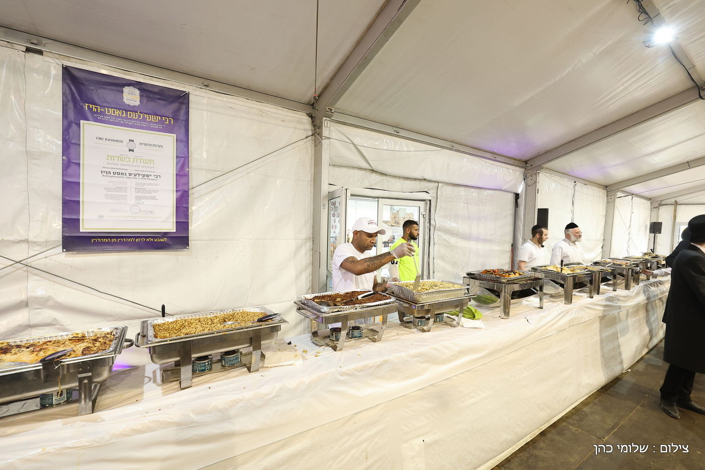 אלפים פקדו את ציונו של רבי ישעיה'לה מקרעסטיר זצ"ל