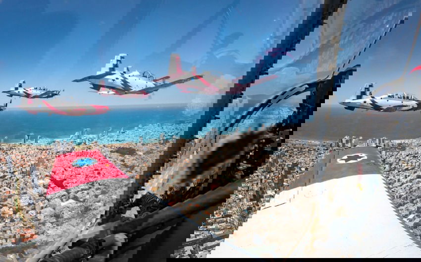 עם שישה מטוסים: תיעוד הצוות האווירובטי בשמי הארץ 