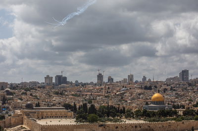 התחזית: היום - עלייה קלה בטמפרטורות; בסופ"ש - ירידה