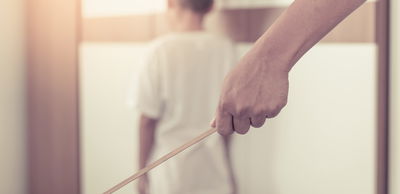 בלתי נסבל: שתי סייעות נעצרו בחשד להתעללות בפעוטות