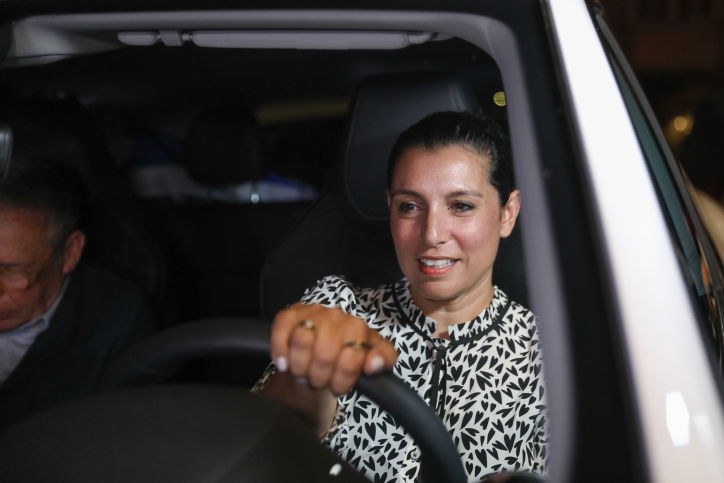 נעמה שולץ | ארכיון