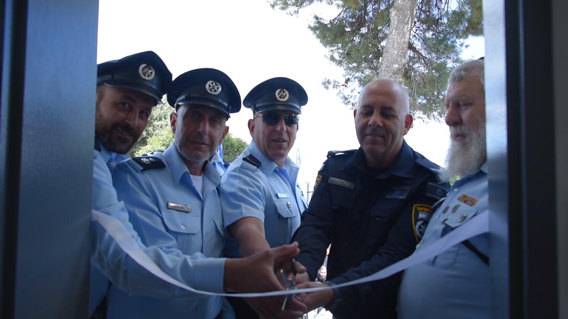 חונכים את נקודת המשטרה