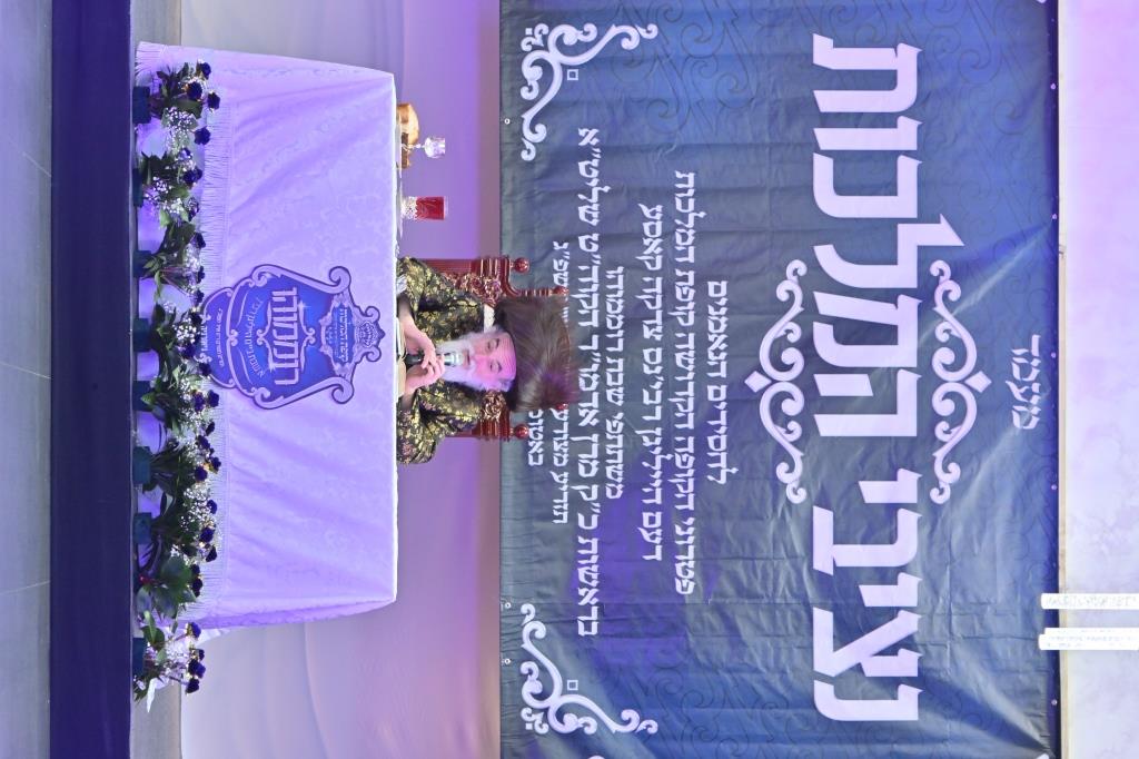 עשרות תורמים בשבת מרוממת עם הרבי מויז'ניץ בגיאורגיה | צפו