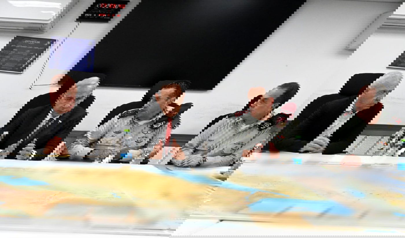 גורם ביטחוני: "נערכים לתגובה ישראלית על הירי" | שיגורי רקטות לעבר שדרות ועוטף עזה