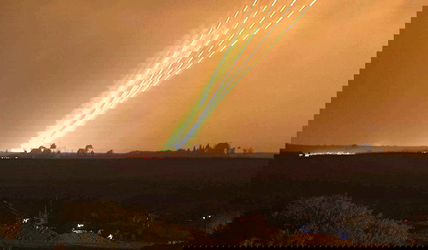 בכיר הג'יהאד חאדר עדנאן מת בכלא לאחר שביתת רעב; רקטות שוגרו מרצועת עזה