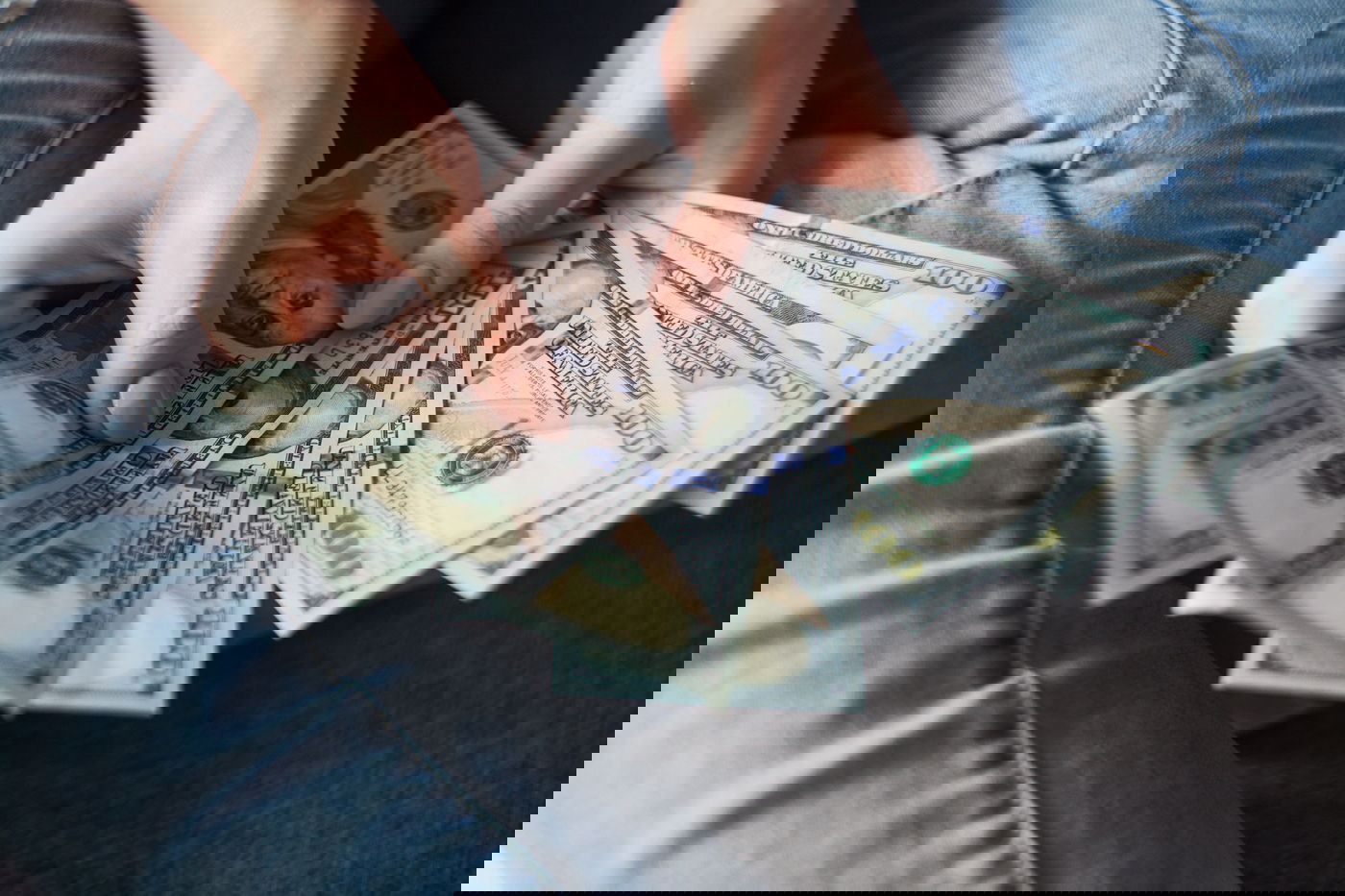 שני שחורים עם אקדחים נכנסו לרכב ואיימו: "באנו לשחוט אותך" | סיפור מטלטל