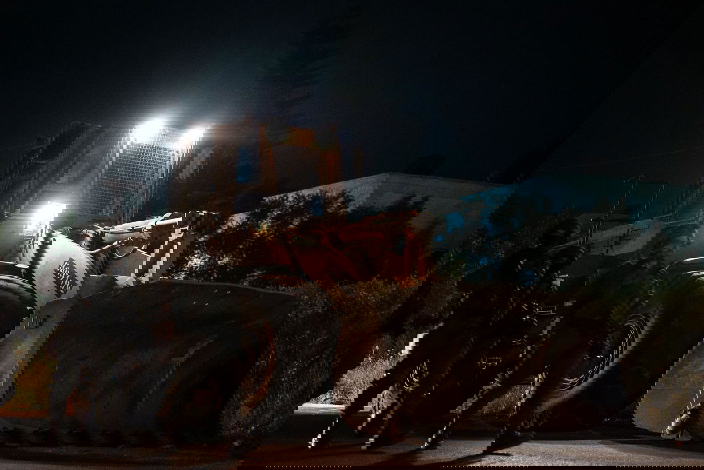 צה"ל הרס בתי מחבלים מהפיגועים באריאל ובכפר פונדק | צפו בתיעוד