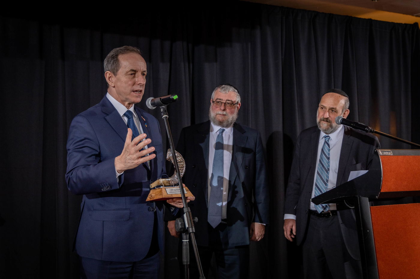 בוורשה: הרבנים החליטו; יוקם בית מדרש גבוה ובית הוראה