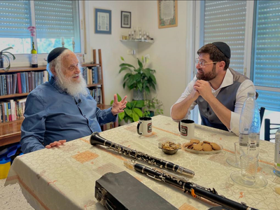 הפקה וצילומים: אשר רוט ואלעד זהבי. עריכה: ידידיה כהן