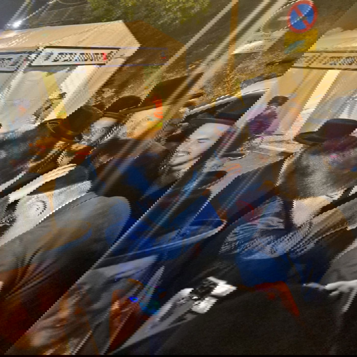 האדמו"ר בירך את השר מאיר פרוש ופצח עמו בריקוד | תיעוד