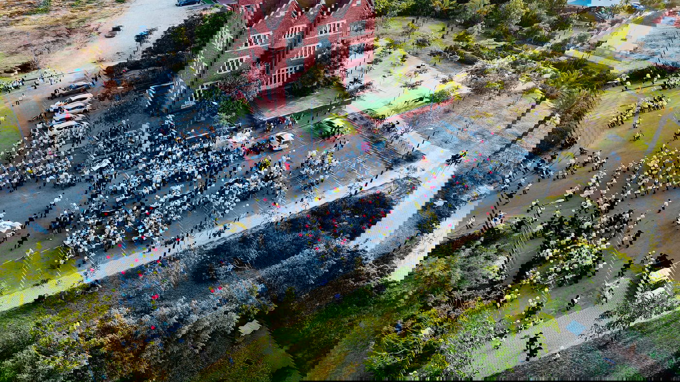 התהלוכה בכפר חב"ד