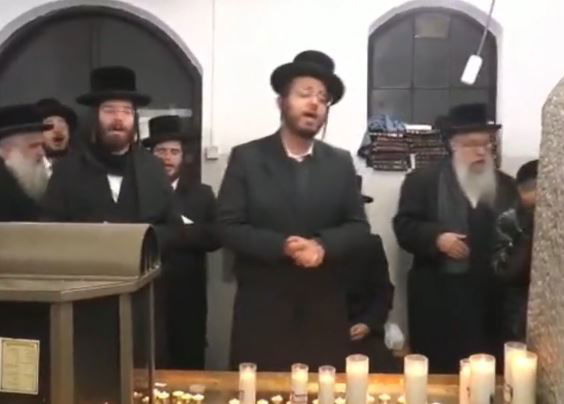 מתפללים על ציון9 רבי מנחם מנדל זי"ע