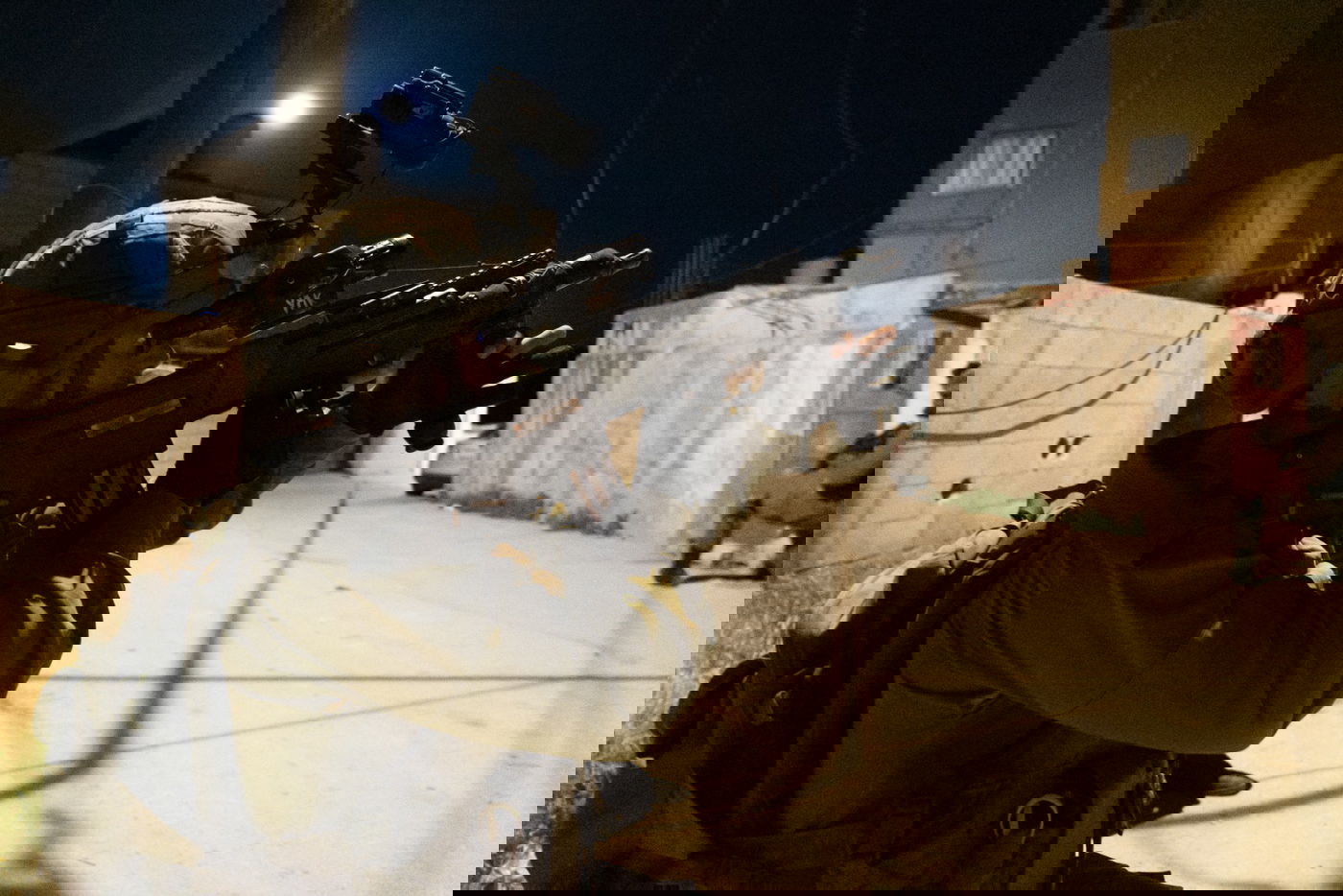 19 מבוקשים נעצרו; אמצעי לחימה רבים נתפסו | תיעוד