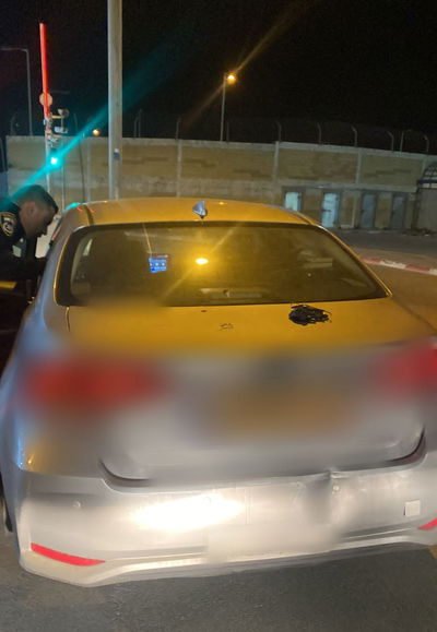 הרכב הגנוב שנתפס על ידי השוטרים