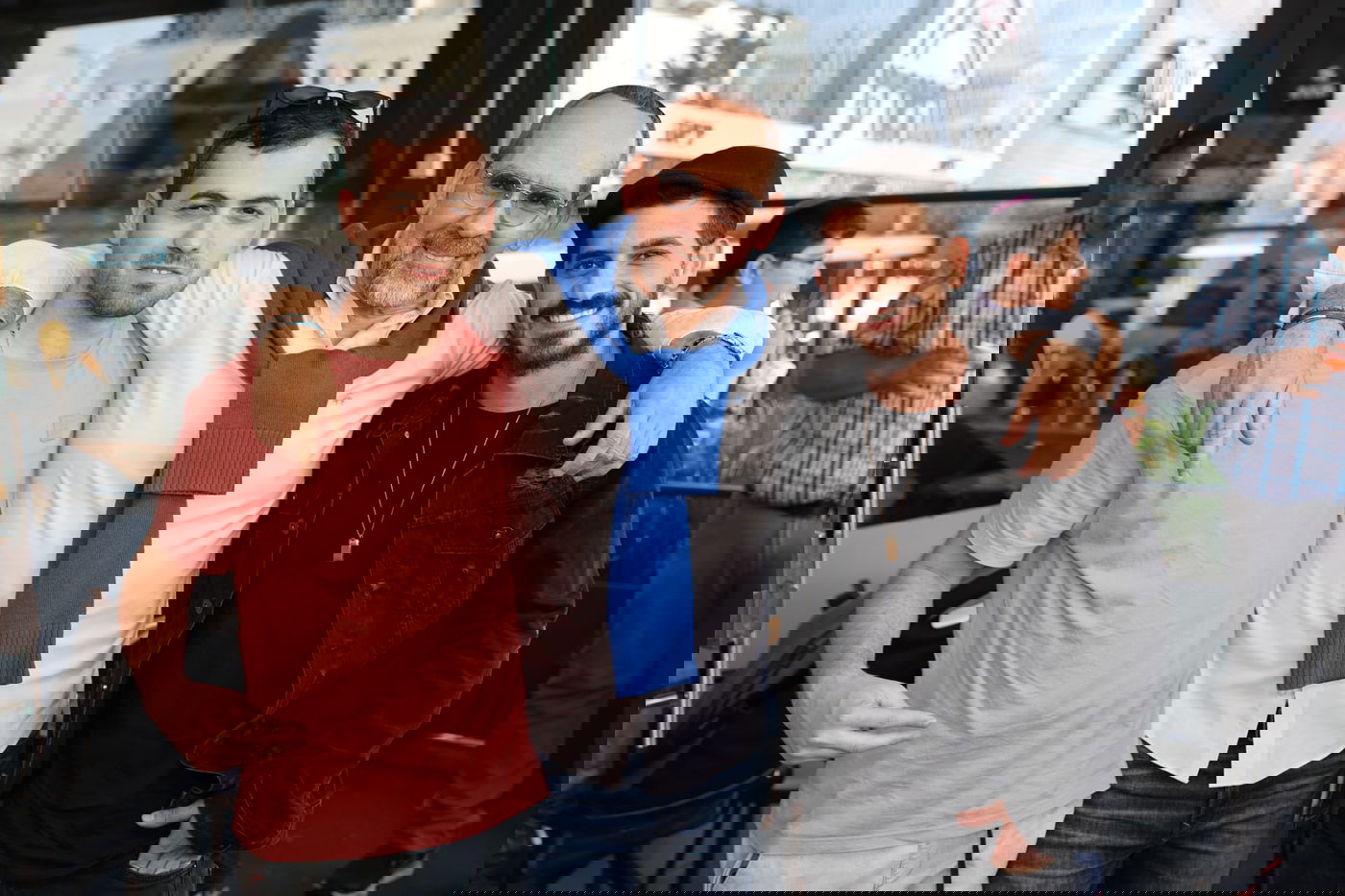 ישי לפידות השיק את "החברים של ישי", כולם התייצבו | צפו