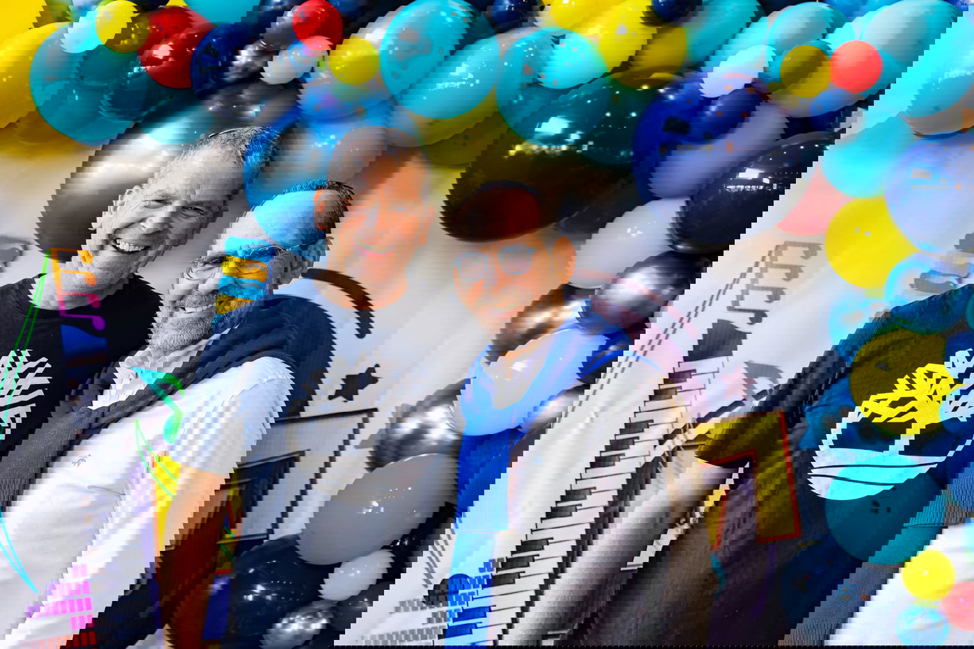 ישי לפידות השיק את "החברים של ישי", כולם התייצבו | צפו