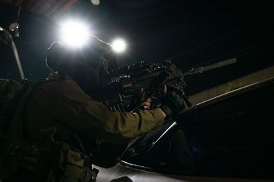 תחת אש ובהכוונה מודיעינית: נעצרו מבוקשים ביהודה ושומרון