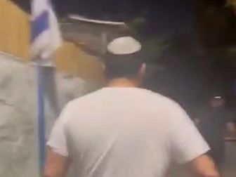 השר וסרלאוף עם הפורץ