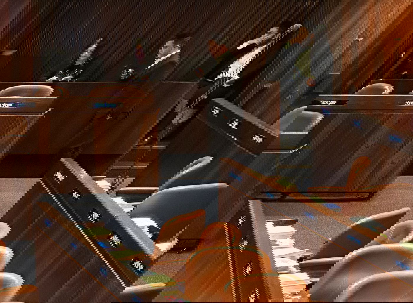 זופניק בכיכר • כל התמונות, הנייעס והחשיפות של השבוע