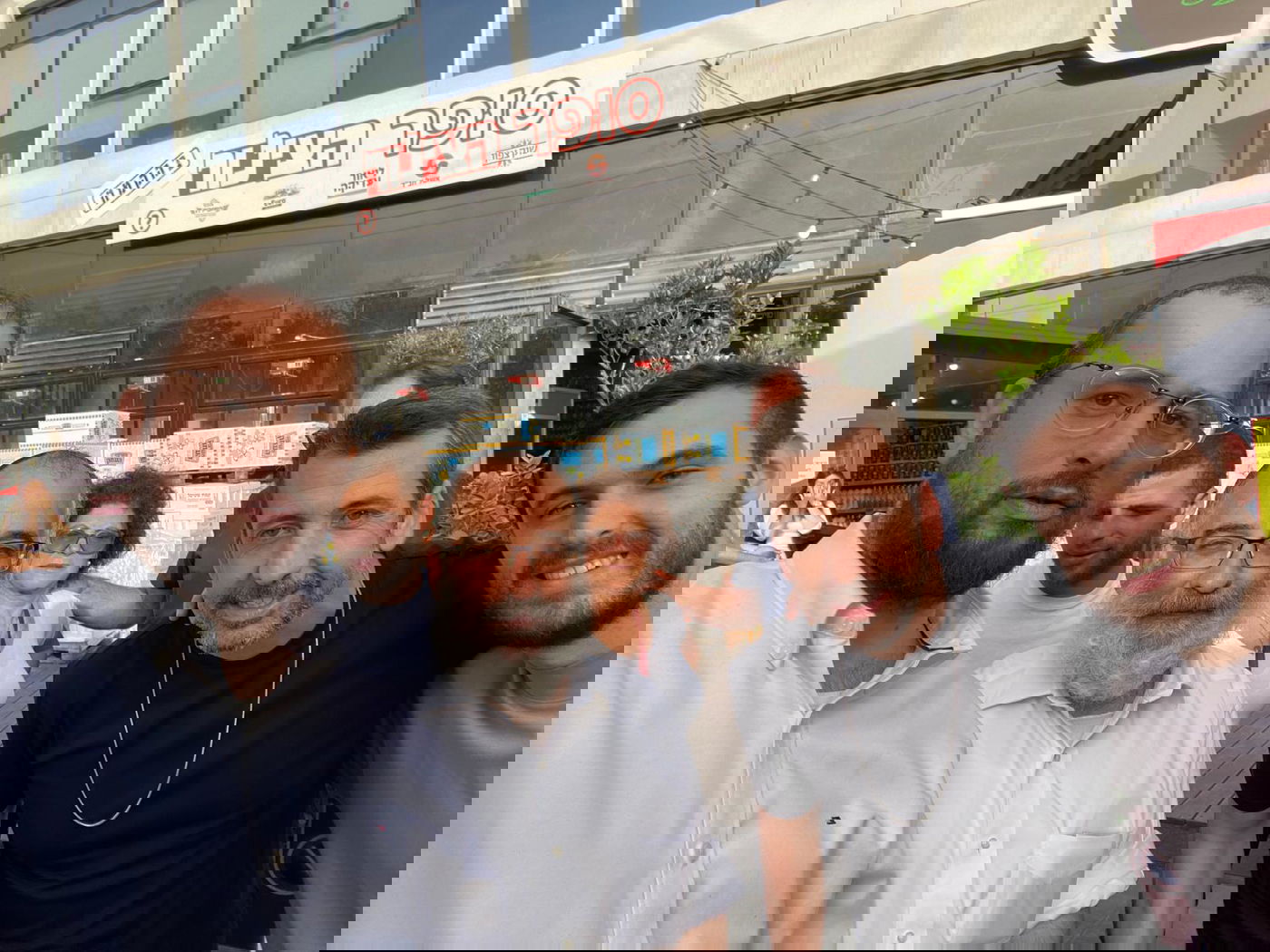 זופניק בכיכר • כל התמונות, הנייעס והחשיפות של השבוע