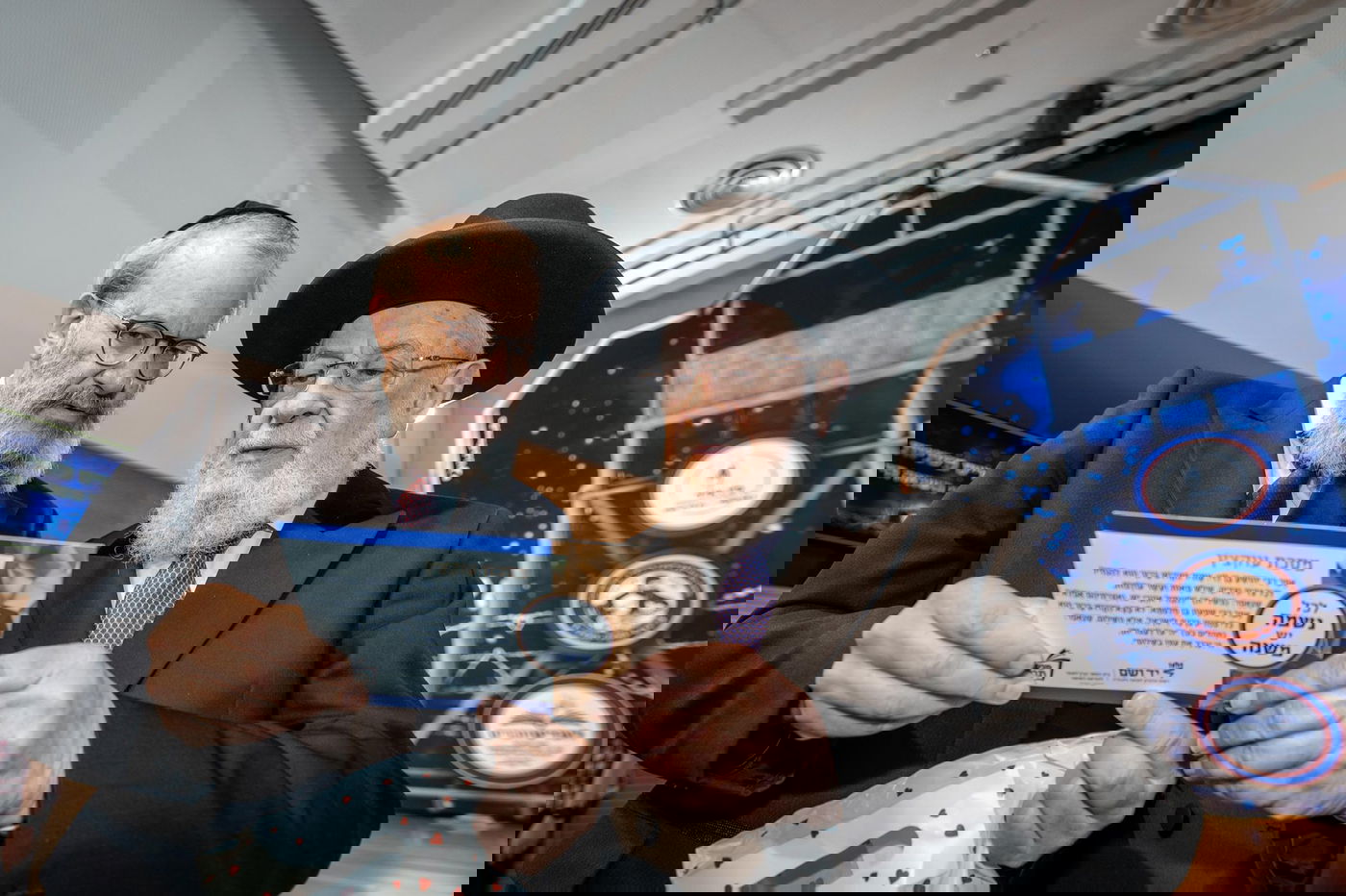 מרגש: כך מאות ילדים נקמו את הרצח של שישה מיליון יהודים | צפו