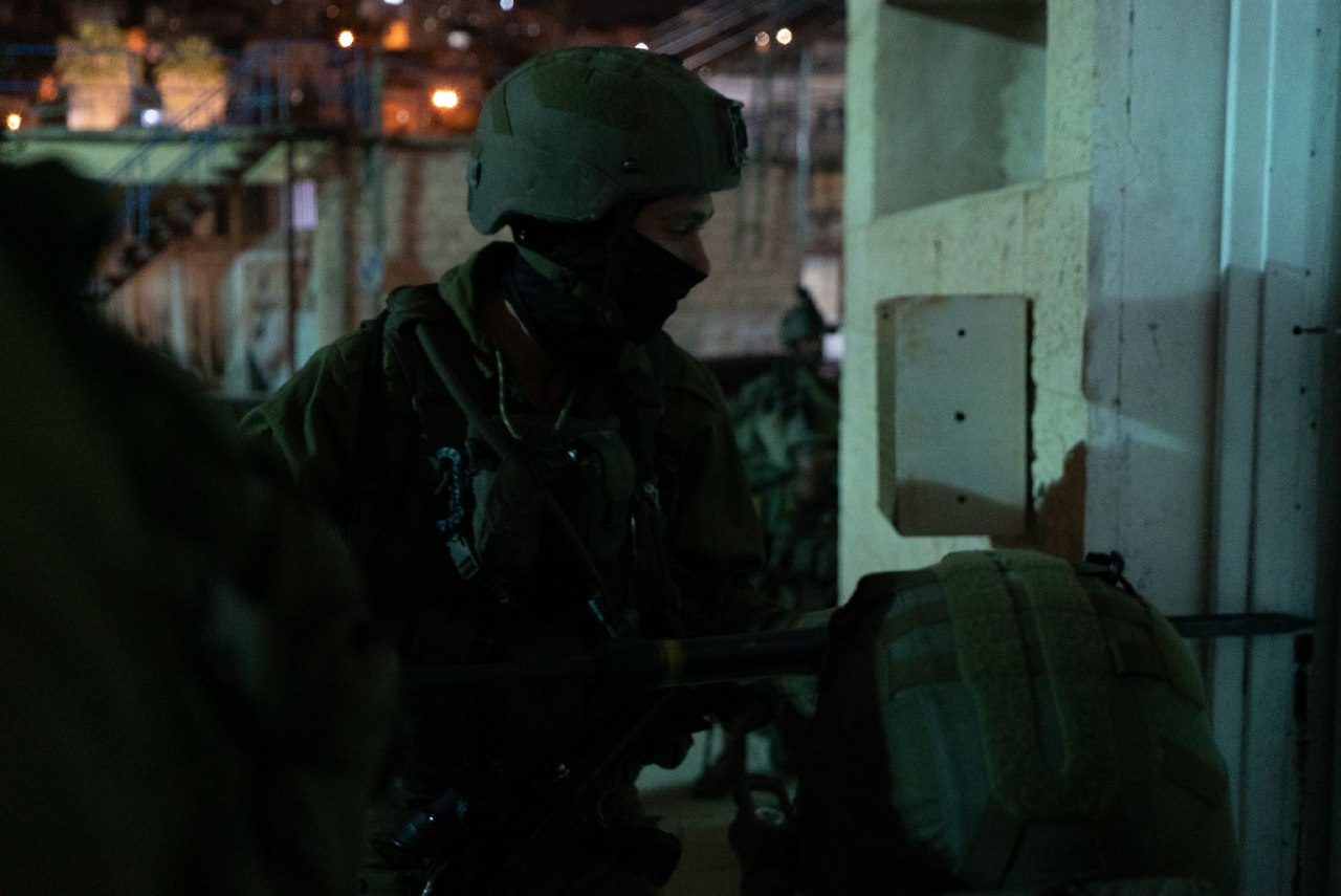 תחת ירי ויידוי אבנים: חמישה מבוקשים נעצרו