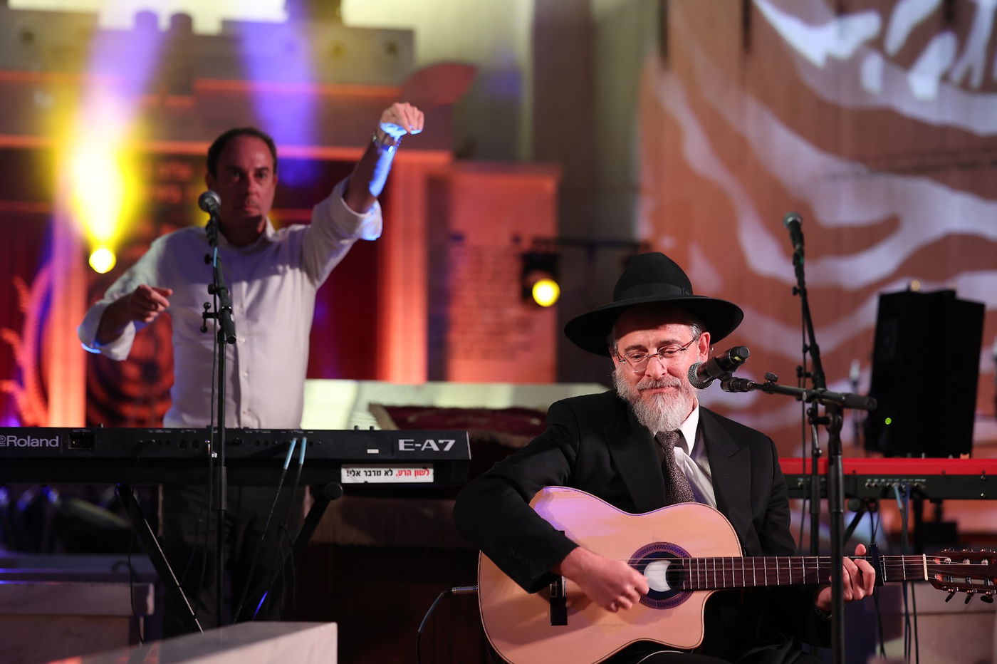 תיעוד: סיום הש"ס "שידך" 220 חברותות