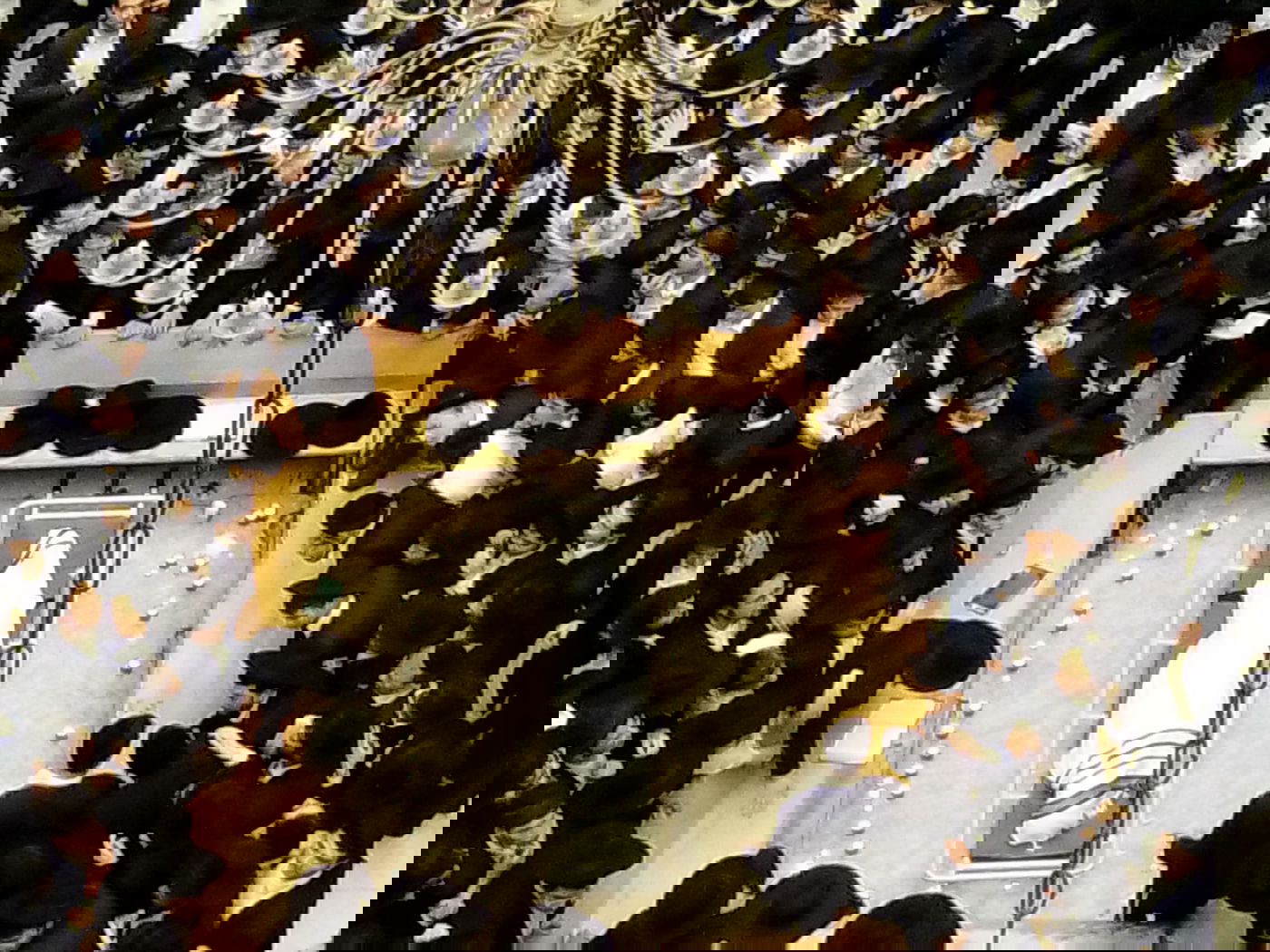 מיטת מרן רבי גרשון אדלשטיין זצ"ל בהיכל הישיבה