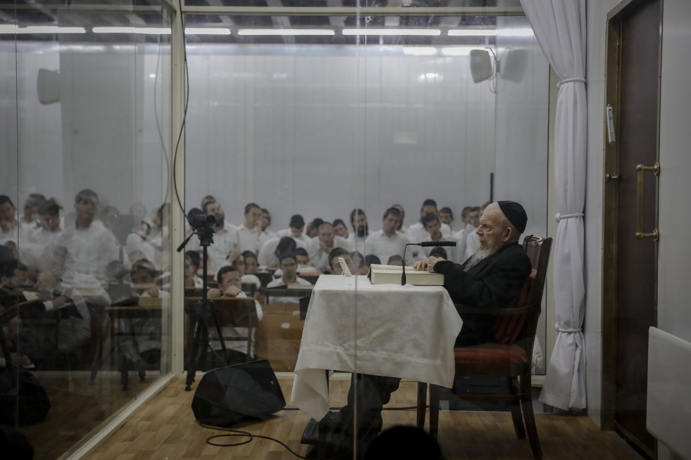 תיעוד דומע: כך נראה יום בחייו של מרן ראש הישיבה הגר"ג אדלשטיין זצוק"ל