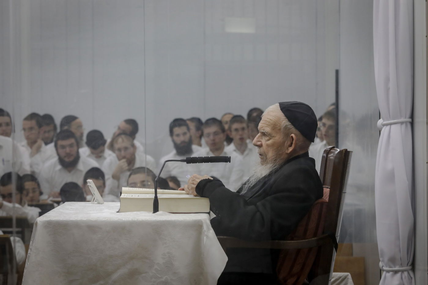 תיעוד דומע: כך נראה יום בחייו של מרן ראש הישיבה הגר"ג אדלשטיין זצוק"ל