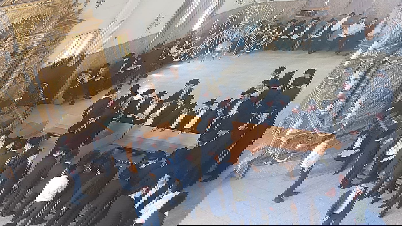 הבחורים המומים וכואבים: תיעוד משעה זו מישיבת פוניבז'