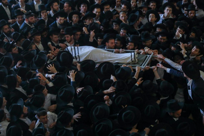 מסע ההלוויה, מוקםד יותר