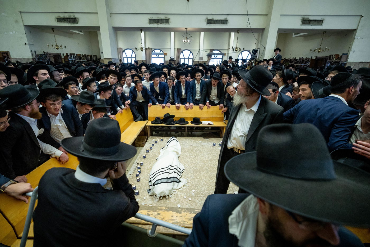 200 אלף מלווים ב-108 תמונות | אשכבתיה דרבי - התיעוד המסכם מכל מוקדי ההלוויה