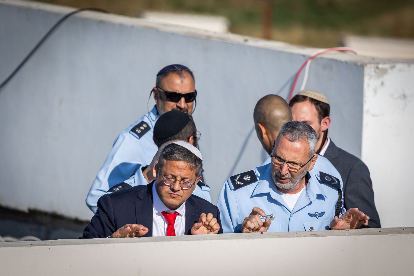 200 אלף מלווים ב-108 תמונות | אשכבתיה דרבי - התיעוד המסכם מכל מוקדי ההלוויה