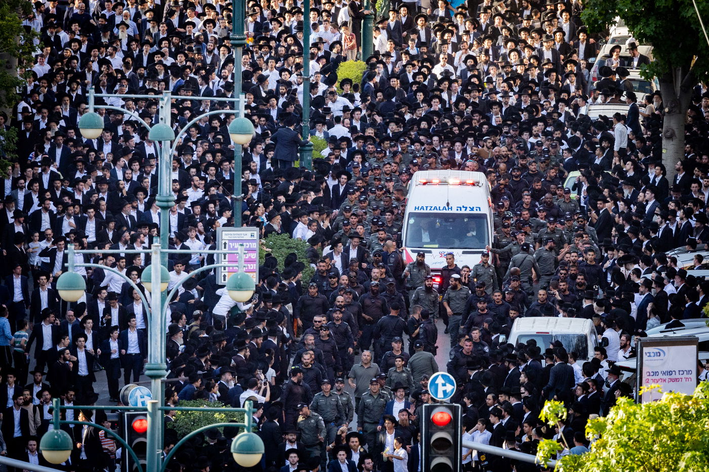 200 אלף מלווים ב-108 תמונות | אשכבתיה דרבי - התיעוד המסכם מכל מוקדי ההלוויה