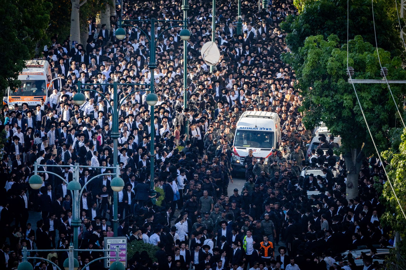 200 אלף מלווים ב-108 תמונות | אשכבתיה דרבי - התיעוד המסכם מכל מוקדי ההלוויה