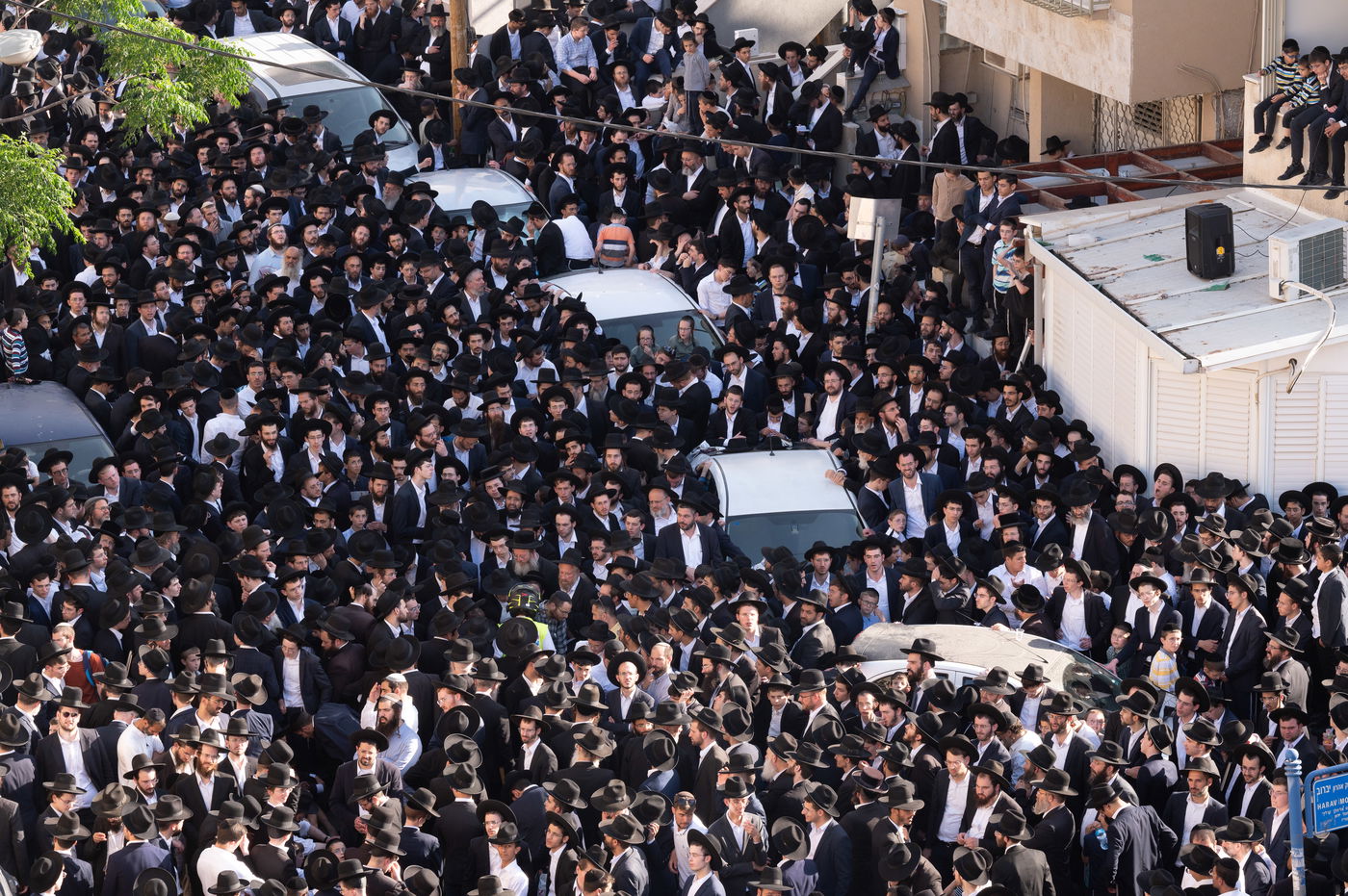 200 אלף מלווים ב-108 תמונות | אשכבתיה דרבי - התיעוד המסכם מכל מוקדי ההלוויה