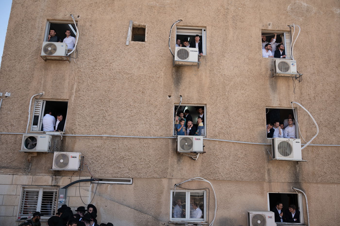 200 אלף מלווים ב-108 תמונות | אשכבתיה דרבי - התיעוד המסכם מכל מוקדי ההלוויה